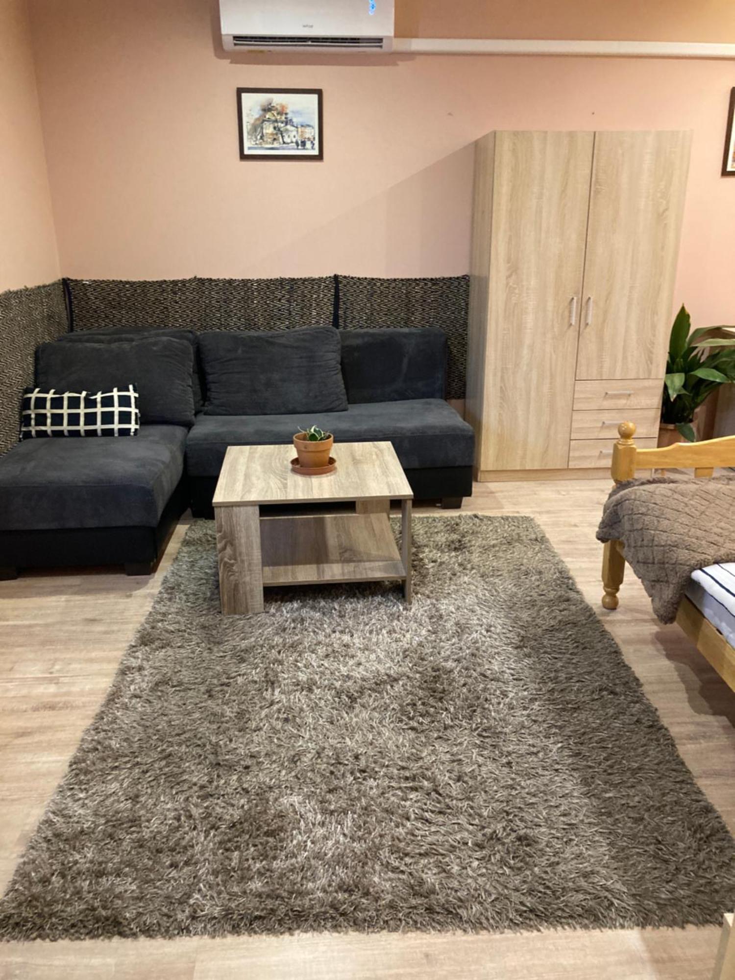 Airport Apartment Vecses